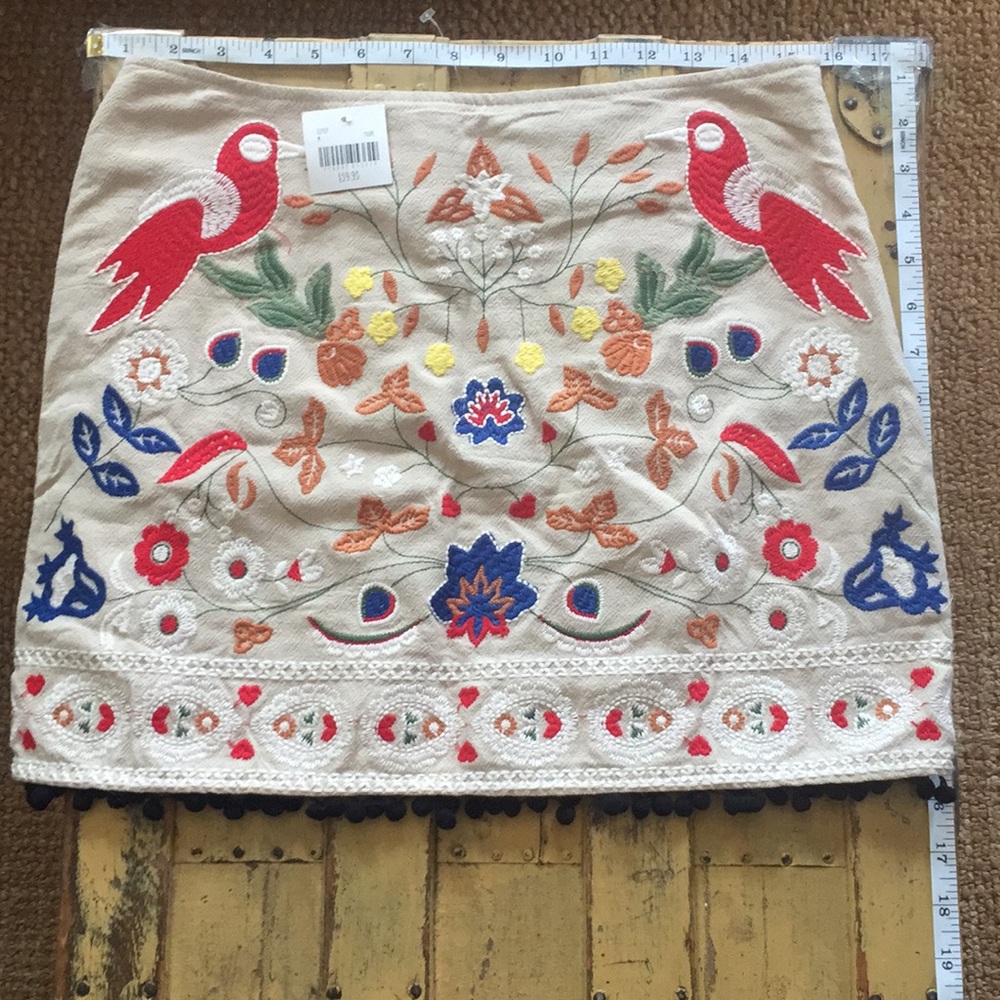 NWT ANTHROPOLOGIE BOHO EMBROIDERED MINI SKIRT XS M - Picture 13 of 14